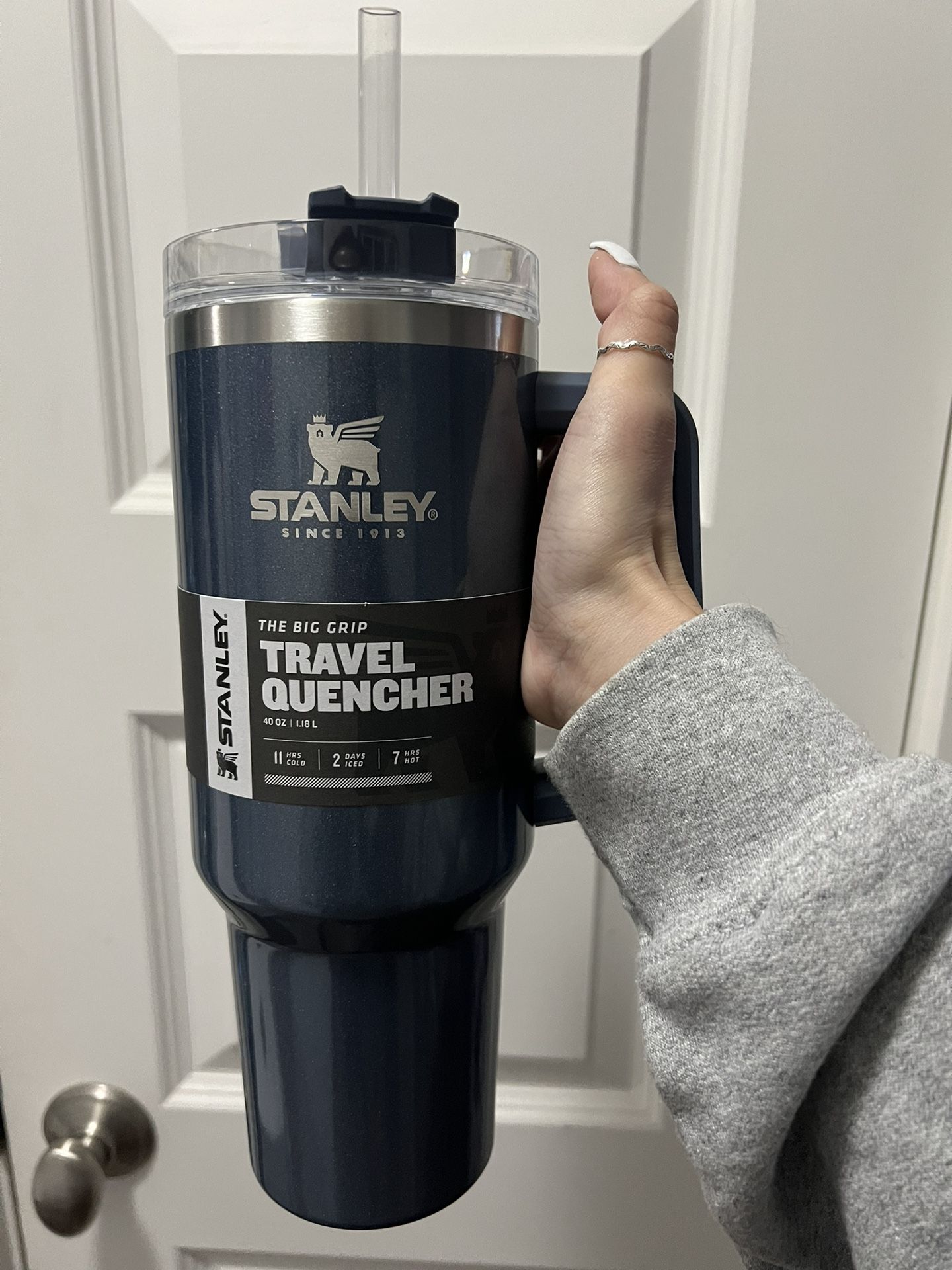 BRAND NEW WITH TAGS! STANLEY 40 oz midnight pearlescent tumbler