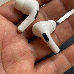 Like New AirPods Apple 