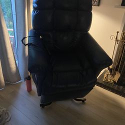 Gently Used Sit To Stand Power Recliner