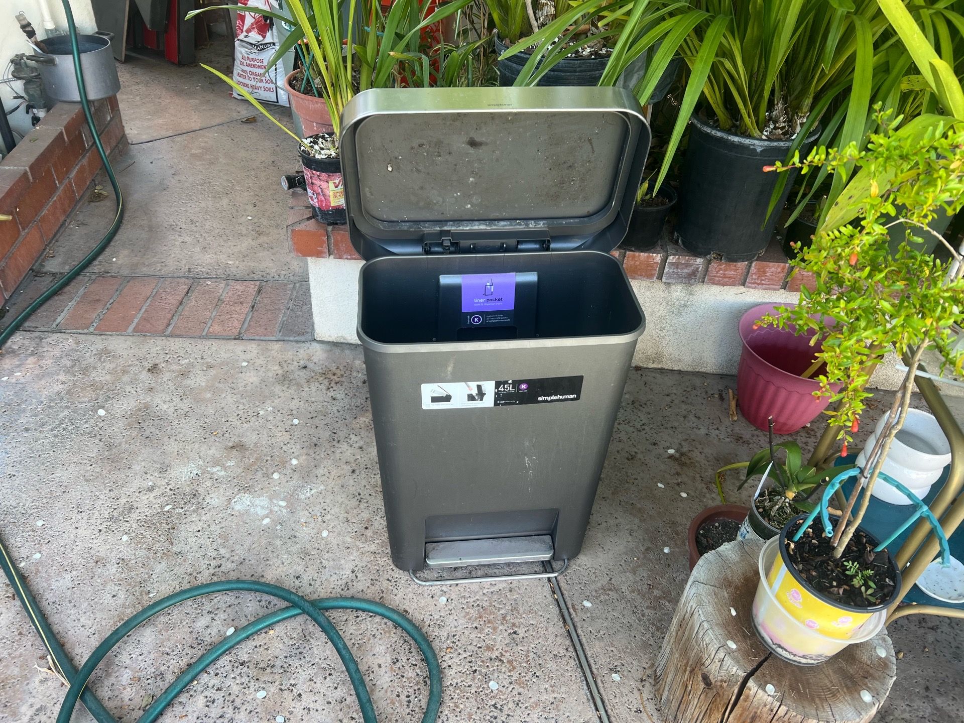 Real good trash can