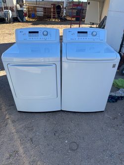 LG Washer and Dryer Set