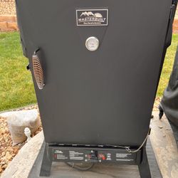 Masterbuilt Smoker. Never Used 