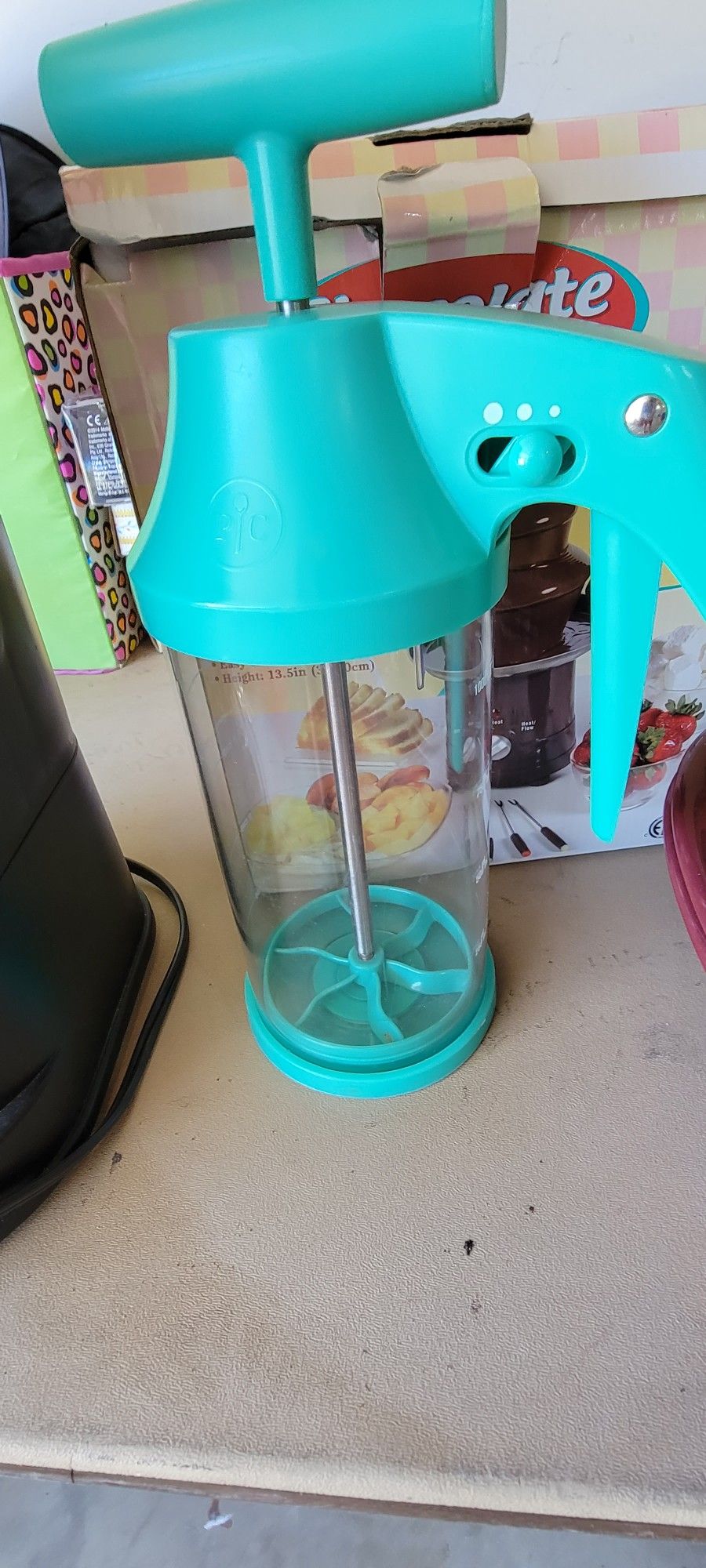 Tupperware Batter/pancake Mixer