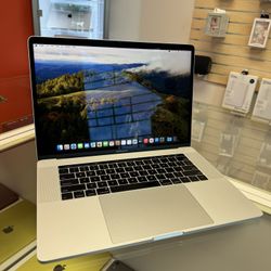 2019 15” Macbook Pro 2.6GHz i7 16GB Ram 512SSD! like new condition!