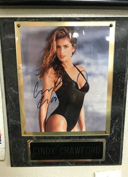 Cindy Crawford autograph picture