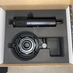 SE 2200 Condenser Mic