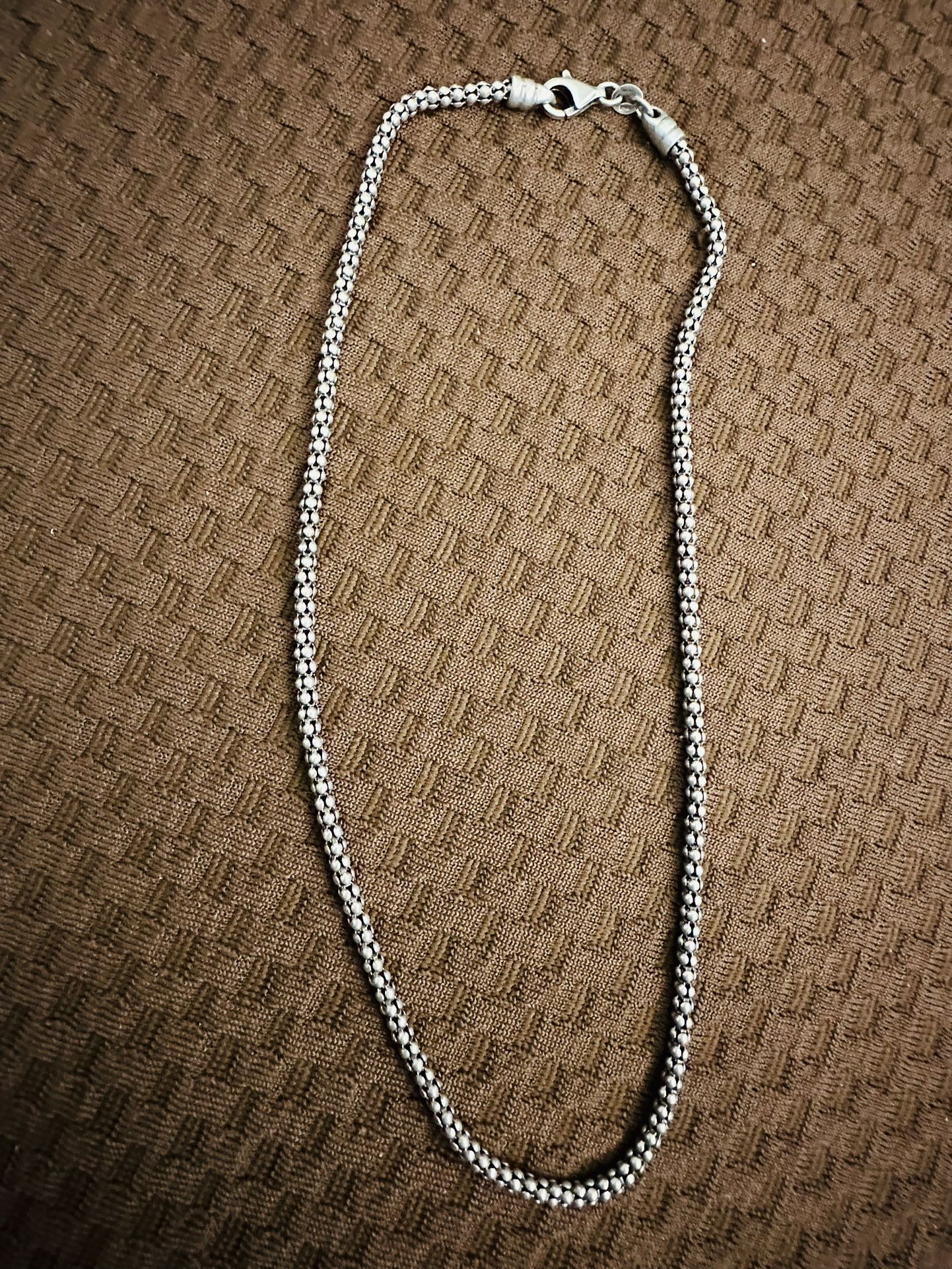 925 SOLID SILVER CHAIN BEATIFUL PERFECT CONDITION SIZE MEDIUM REAL SILVER 