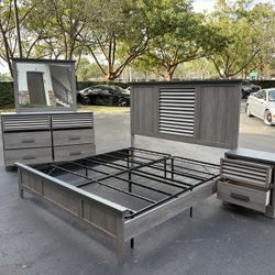 Beautiful Bedroom Set King Size MDF Wood Gray Color In Excellent Condition by Malaysia Furniture 