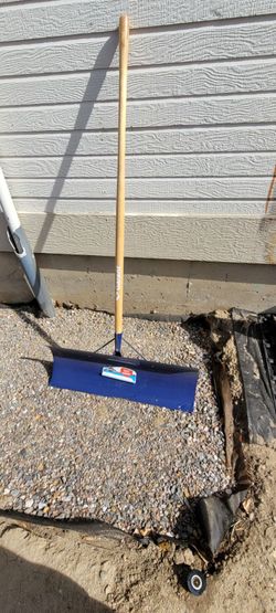Garant 30-Inch Steel Blade Snow Pusher, No Size, Blue