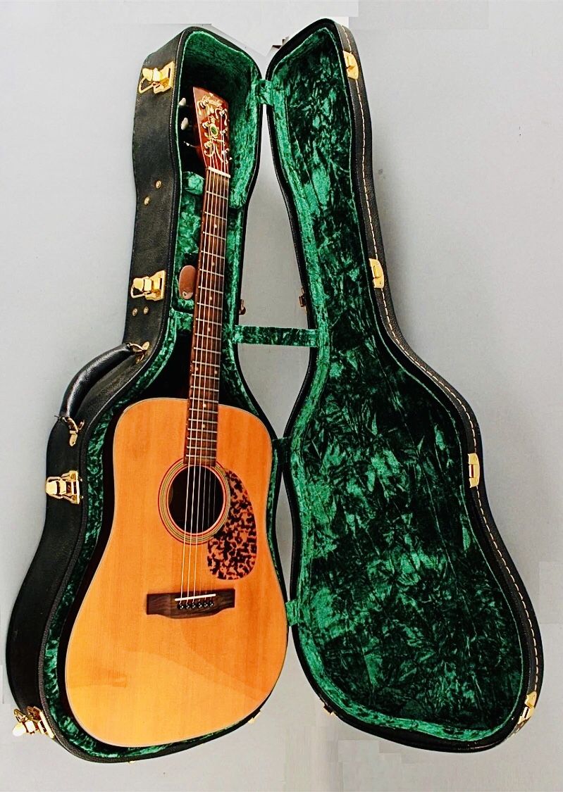 Blueridge BR-140 Concert Acoustic Guitar With Hardshell Case