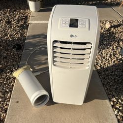 LG 8,000 BTU Portable Air Conditioner - Great for Small To Medium Rooms!