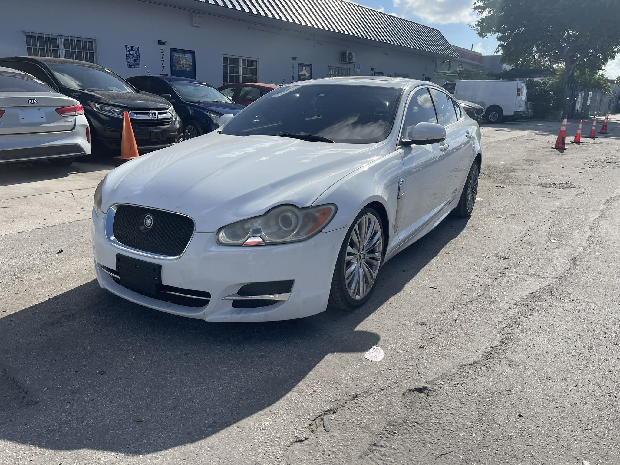2011 Jaguar XF