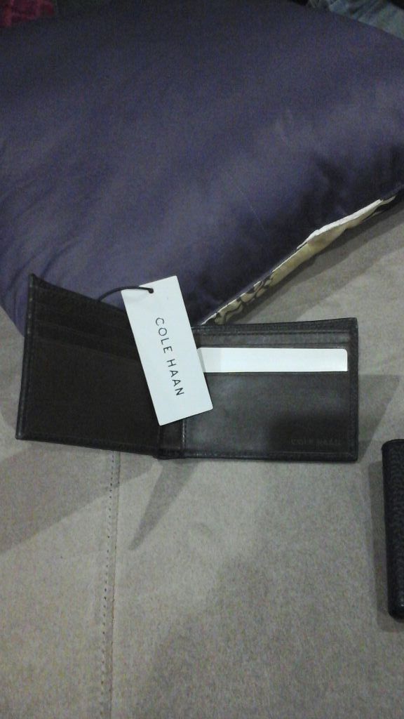 Cole haan wallet brand new never used it has the tag