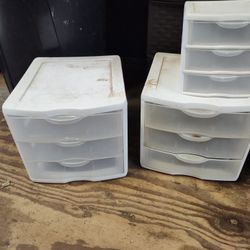 Sterile Plastic, Containers With Drawers Some Have Wheels And One Rubbermaid Container House Pick Up $60.00