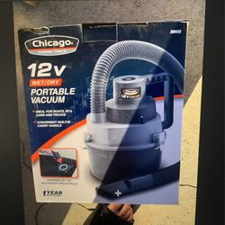 CHICAGO POWER TOOL 12V Wet/Dry Vacuum