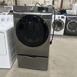 Samsung 7.5-cu ft Stackable Vented Electric Dryer with Steam Cycle ( Platinum )