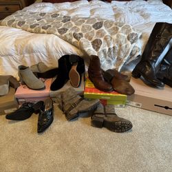 Assorted Women's Boots and shoes (7 pairs)