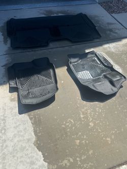 Husky Floor Mats 22-24 Ford F-150