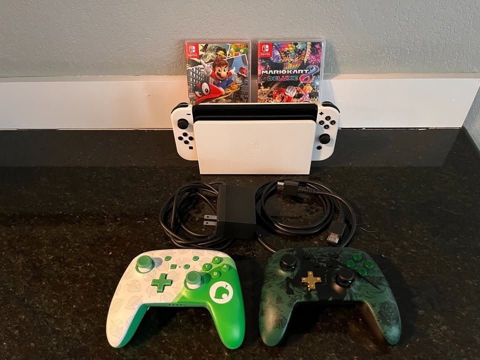 Nintendo Switch OLED Bundle