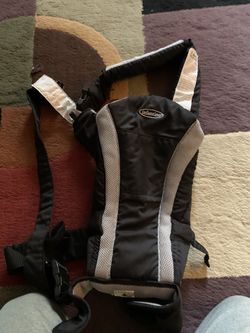 Baby carrier almost new