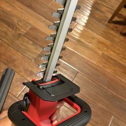 Bamse electric hedge trimmer 