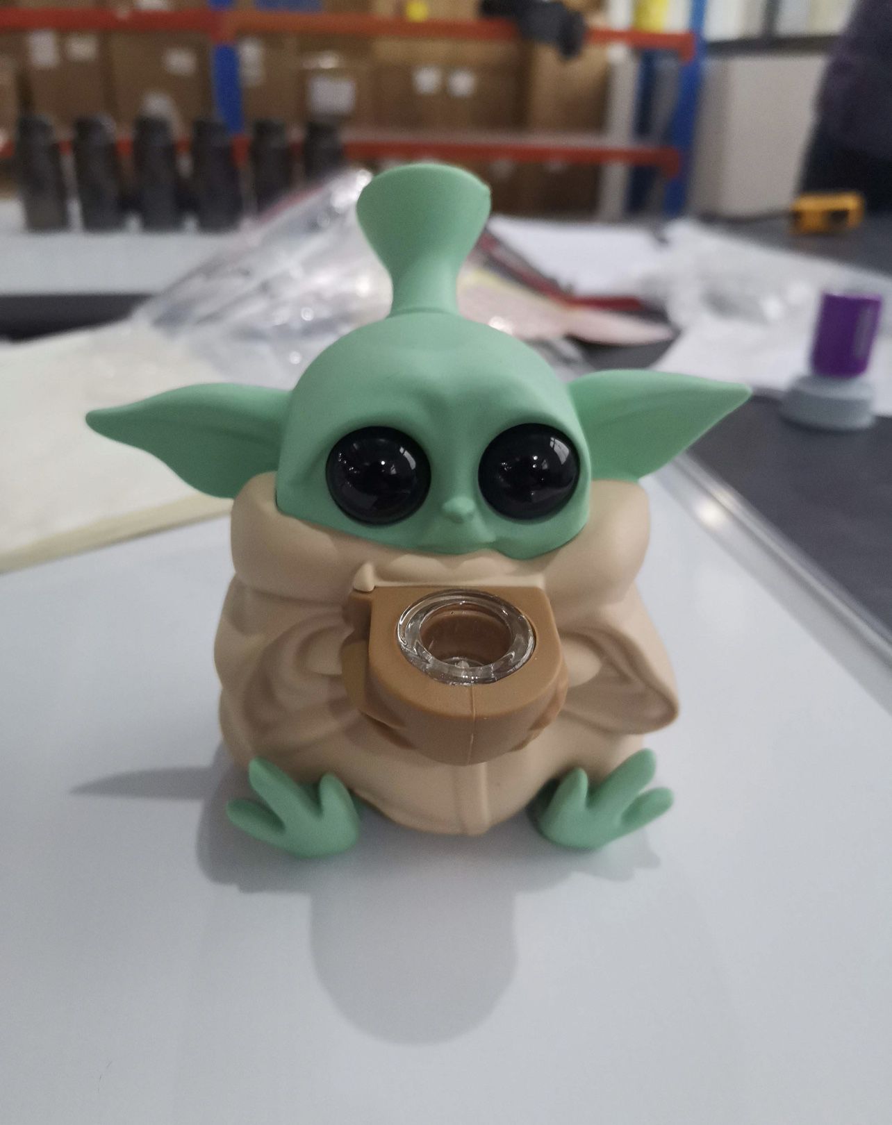 4.5 Inches Silicone Baby Yoda (Grogu) Product with 9 Hole Glass bowl.