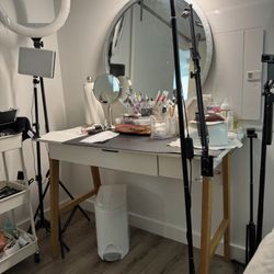 White Vanity / Desk – $20 (Moving 