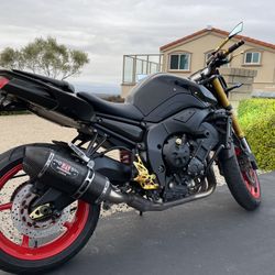 Yamaha FZ8