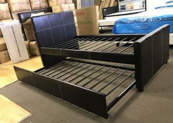 Trundle bed