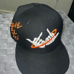 FITTED HAT SIZE 7 1/2 
