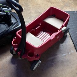 Radio Flyer Kids Wagon Step2