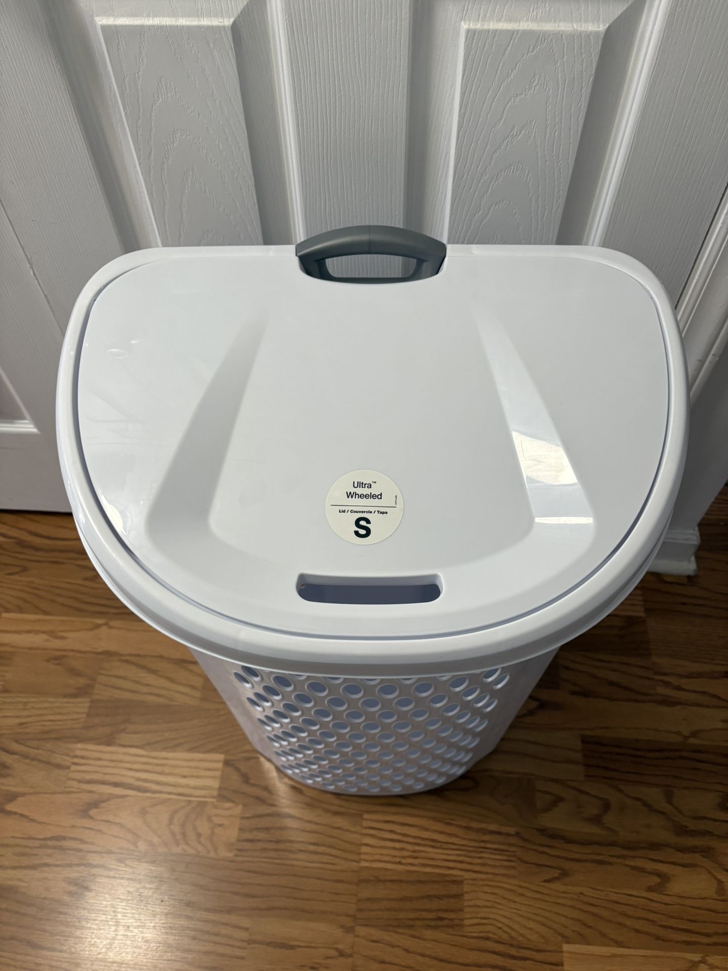 Ultra Wheeled Hamper