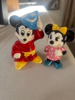 2 ceramic Disney figurines Mickey Mini mouse