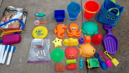Beach Toys/ Outdoor Toys Bundle