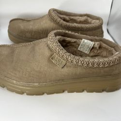 UGG WOMEN TASMAN GRAPHIC MONOGRAM TAN GREY MOCCASIN SHOE US 10