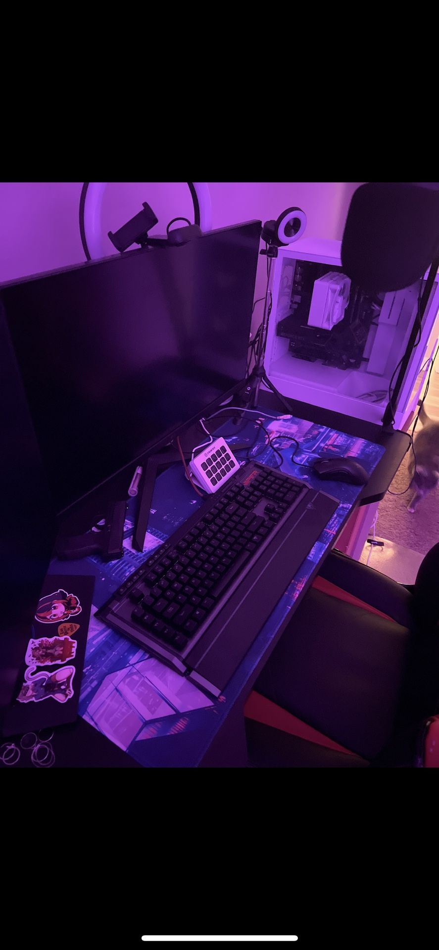 LED Desk And Mouse Pad With Razor Mouse