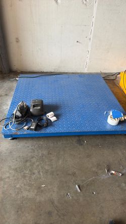 Digital pallet scale
