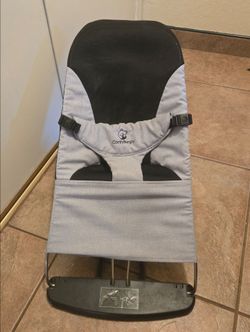 Comfybumpy Ergonomic Baby Bouncer Seat - barley used