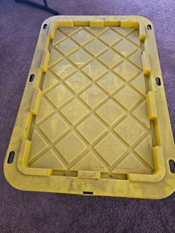 27 Gallons Tote with lid
