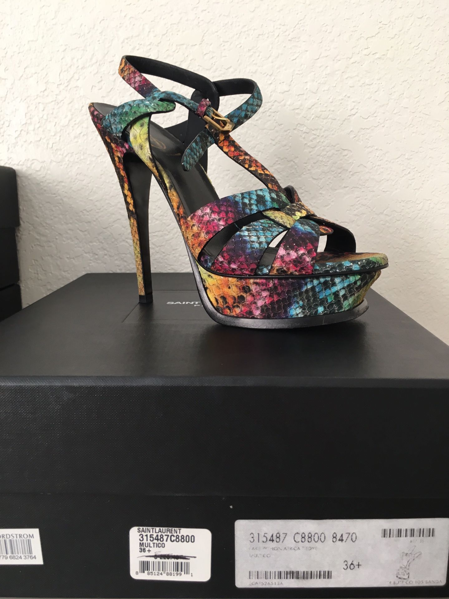 women’s saint Laurent heal size 36