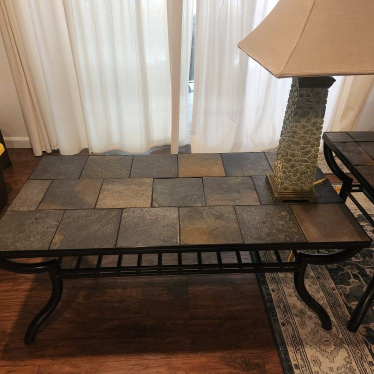 COFFEE AND END TABLE WITH LIGHT