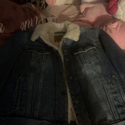 Levi’s Jean Jacket 