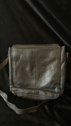 Wilsons leather messenger bag 15x13x5 large(F)