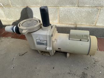 Pentair Whisperflo 2Hp high performance pool pump 208-240v spa sane as Hayward or Jandy Pool pump
