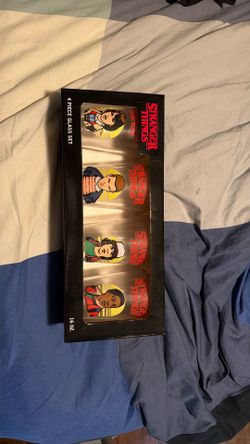 Stranger things first season cup set