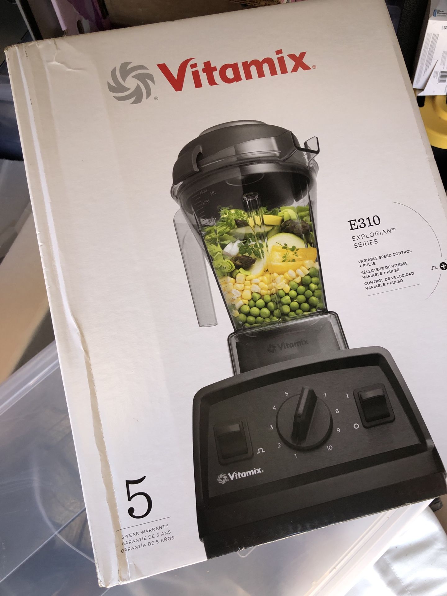 NEW Vitamix Explorian Series E310 Blender - 1.5 qt - Black