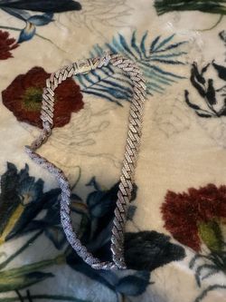 Gld Cuban link chain