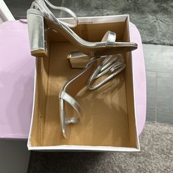 Heels Size 6 1/2