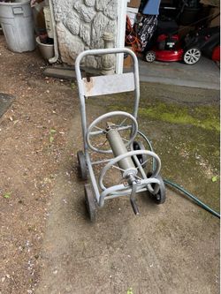Hose Reel cart Used good shape