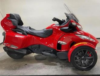 2013 CAN-AM SPYDER RT-S SE5